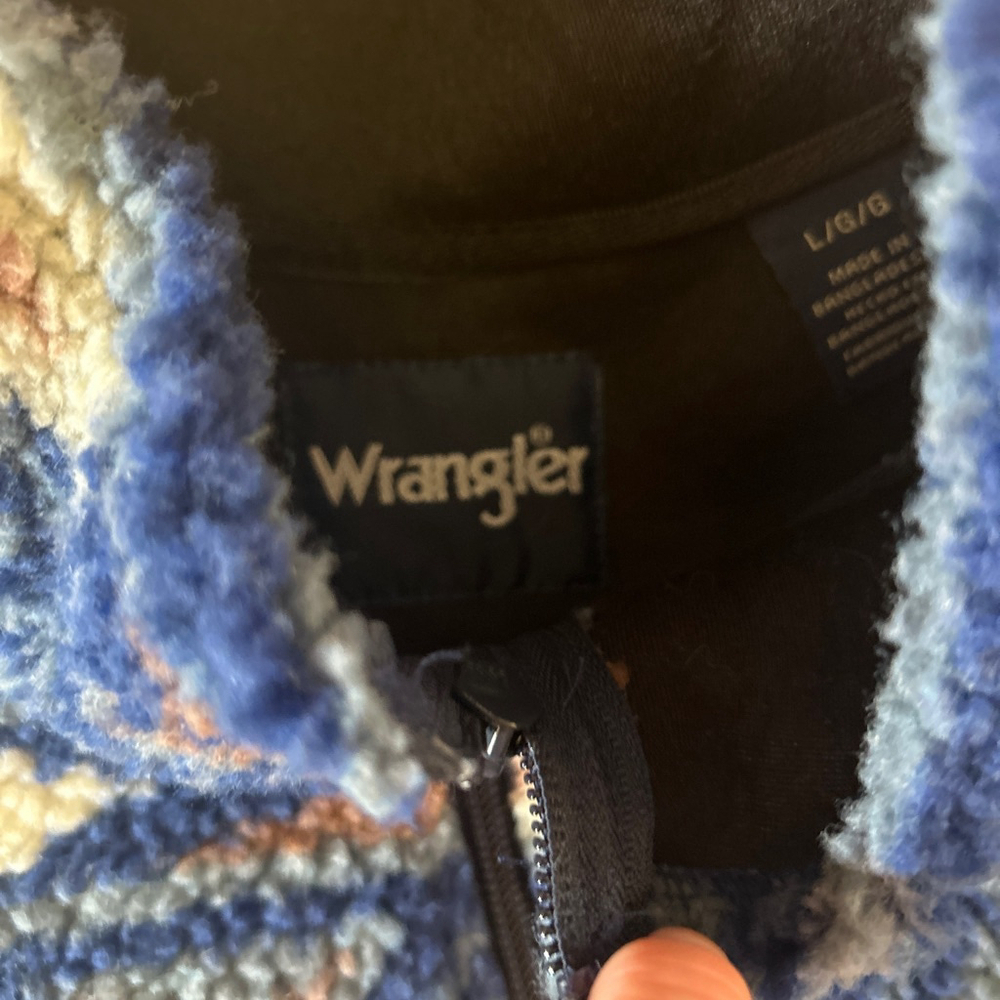 Wrangler large Aztec jacket - Picture 2 of 2
